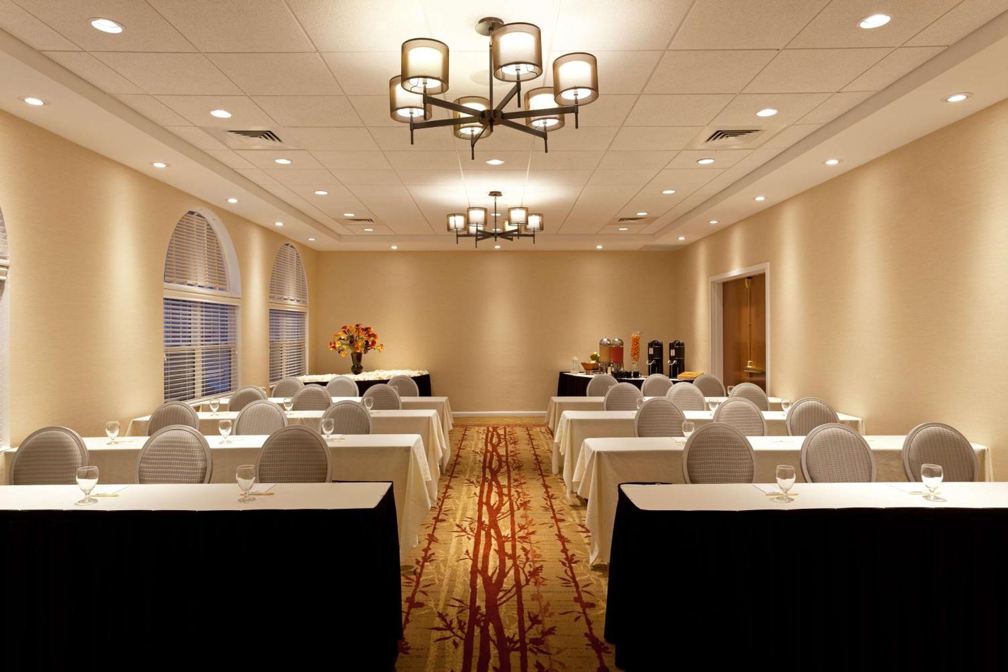 Doubletree By Hilton Cape Cod - Hyannis Hotel Ngoại thất bức ảnh